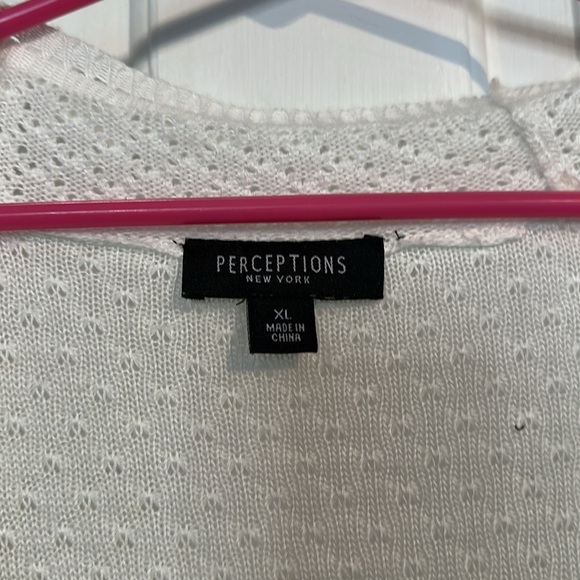 Perceptions white light weight sweater size XL - Picture 3 of 3